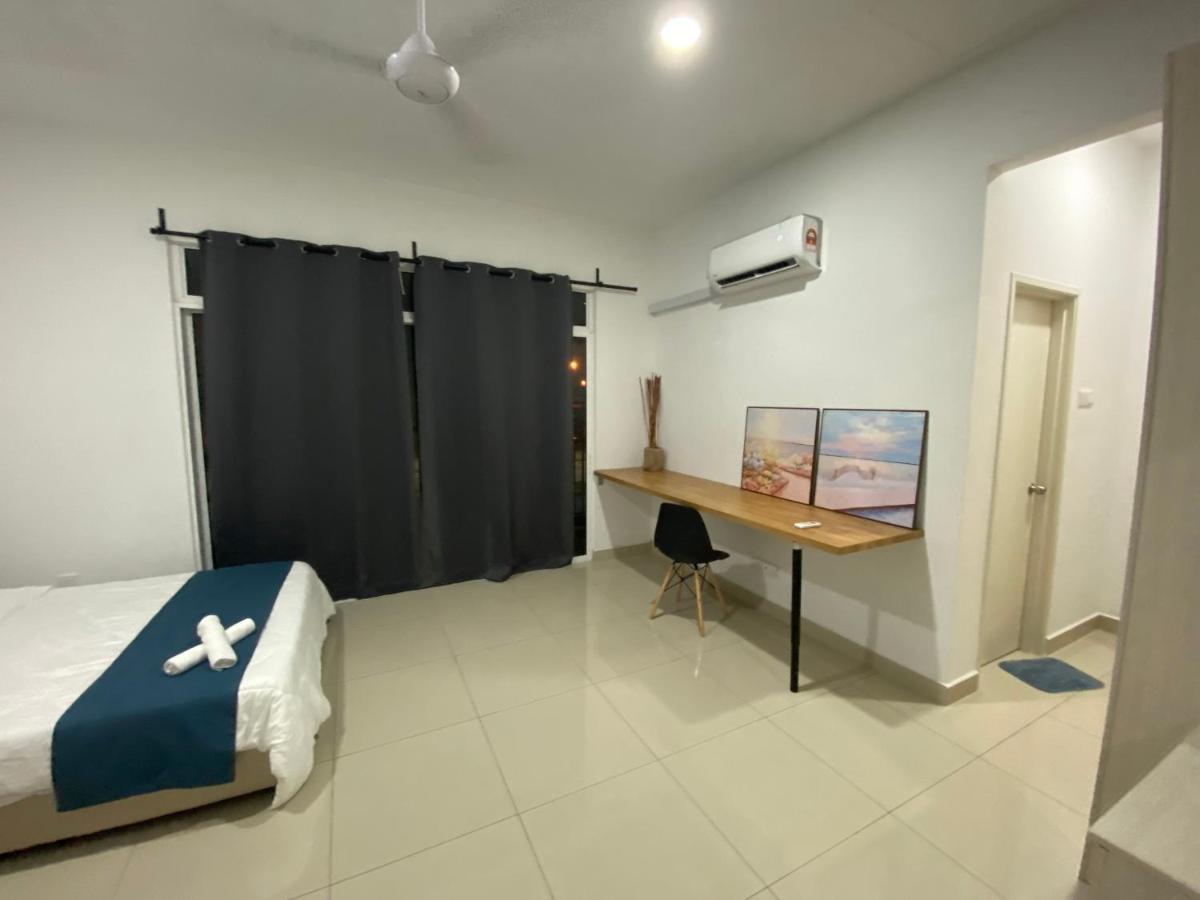 Desaru Happy Guest House D Exterior photo