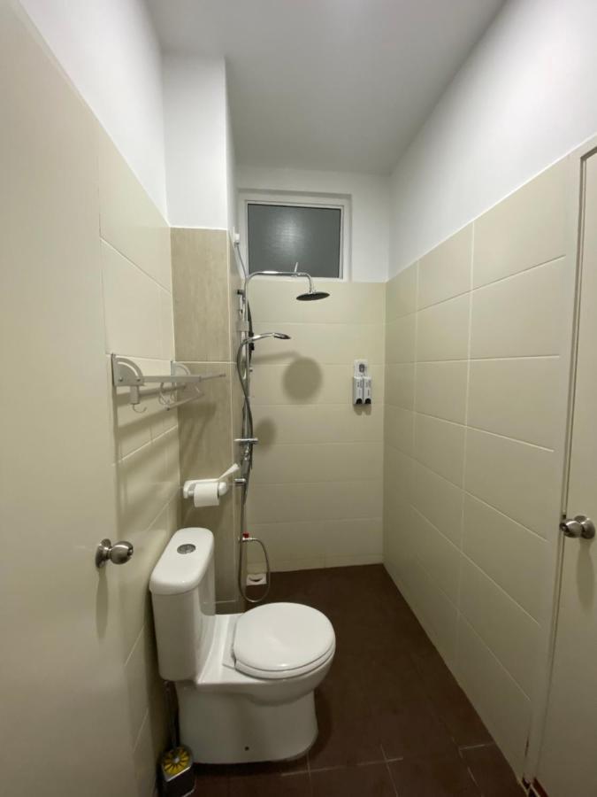 Desaru Happy Guest House D Exterior photo